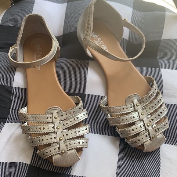 Bundle   Shoes - Picture 6 of 7